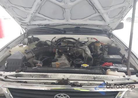 1996 Toyota Tacoma Xtracab z USA, uszkodzony, nr VIN 4TAVL52N0TZ154500